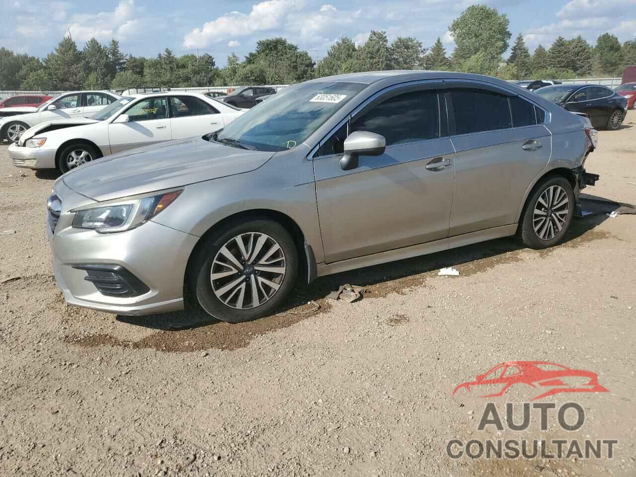 SUBARU LEGACY 2019 - 4S3BNAF63K3008719