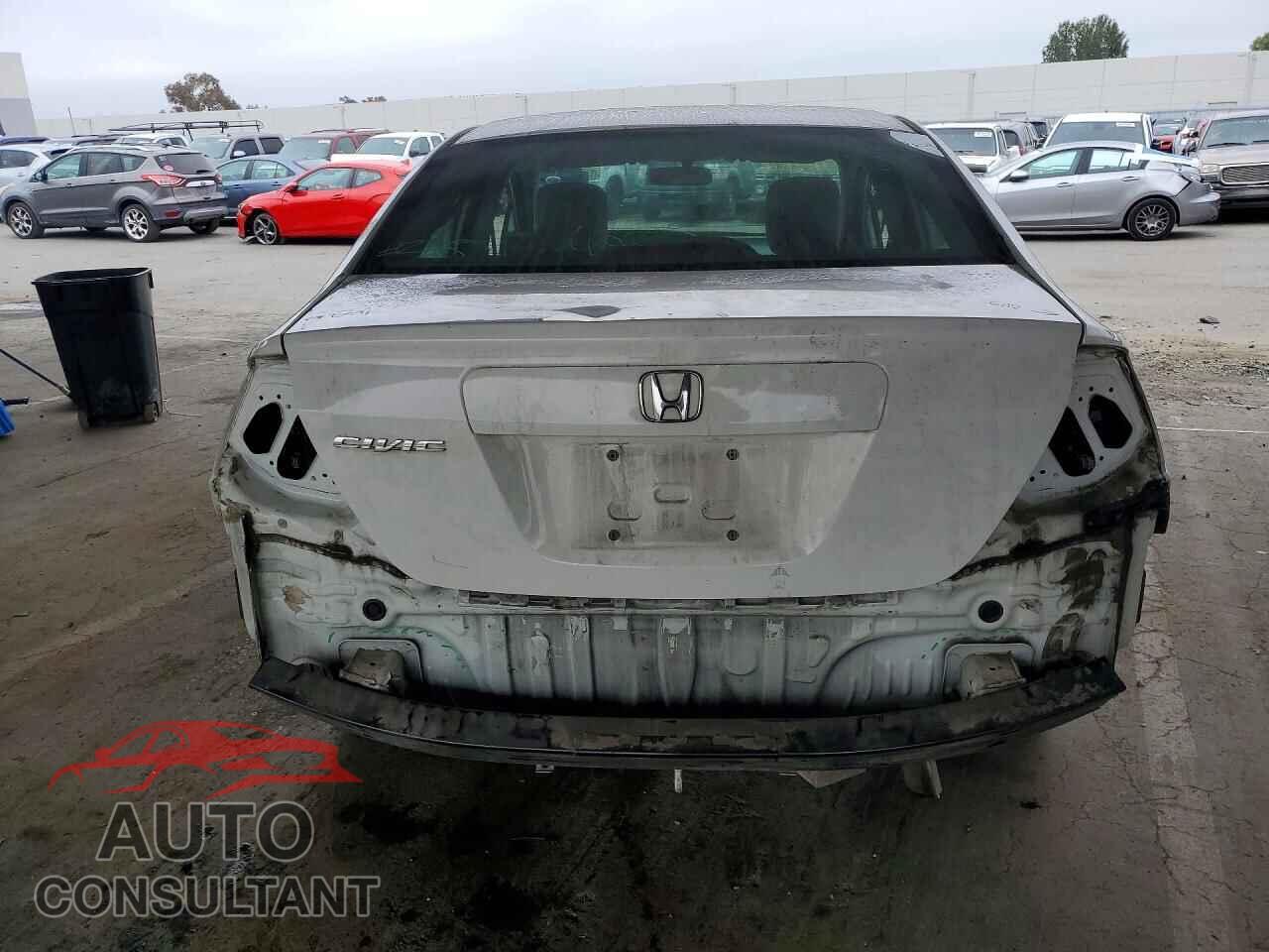 HONDA CIVIC 2012 - 2HGFB2F50CH582265