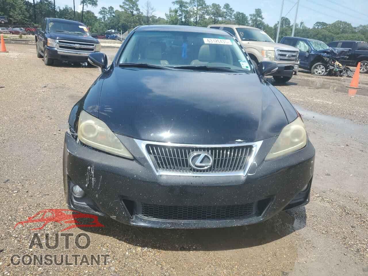 LEXUS IS 2011 - JTHBF5C24B5138128