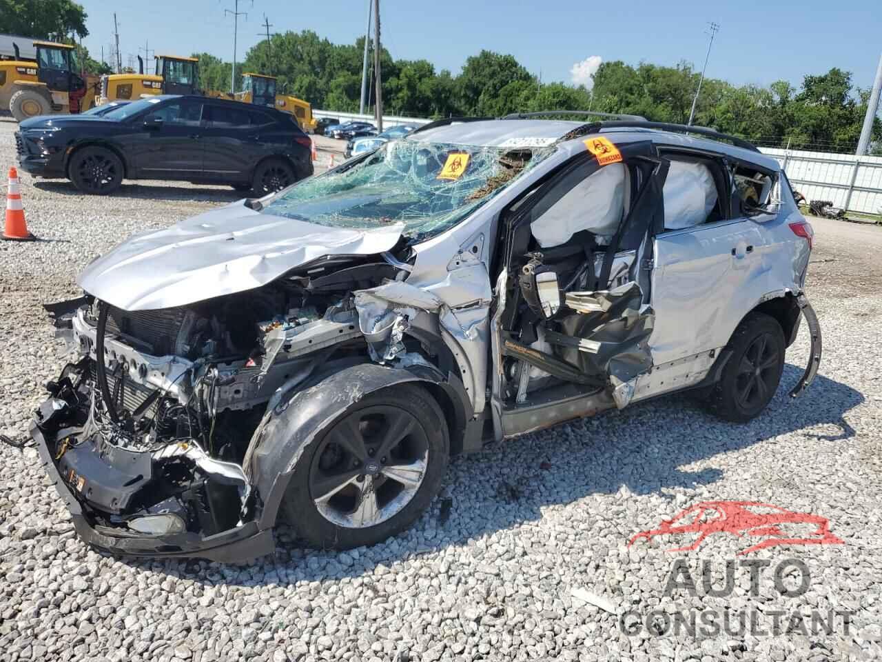 FORD ESCAPE 2015 - 1FMCU0GX8FUB14166