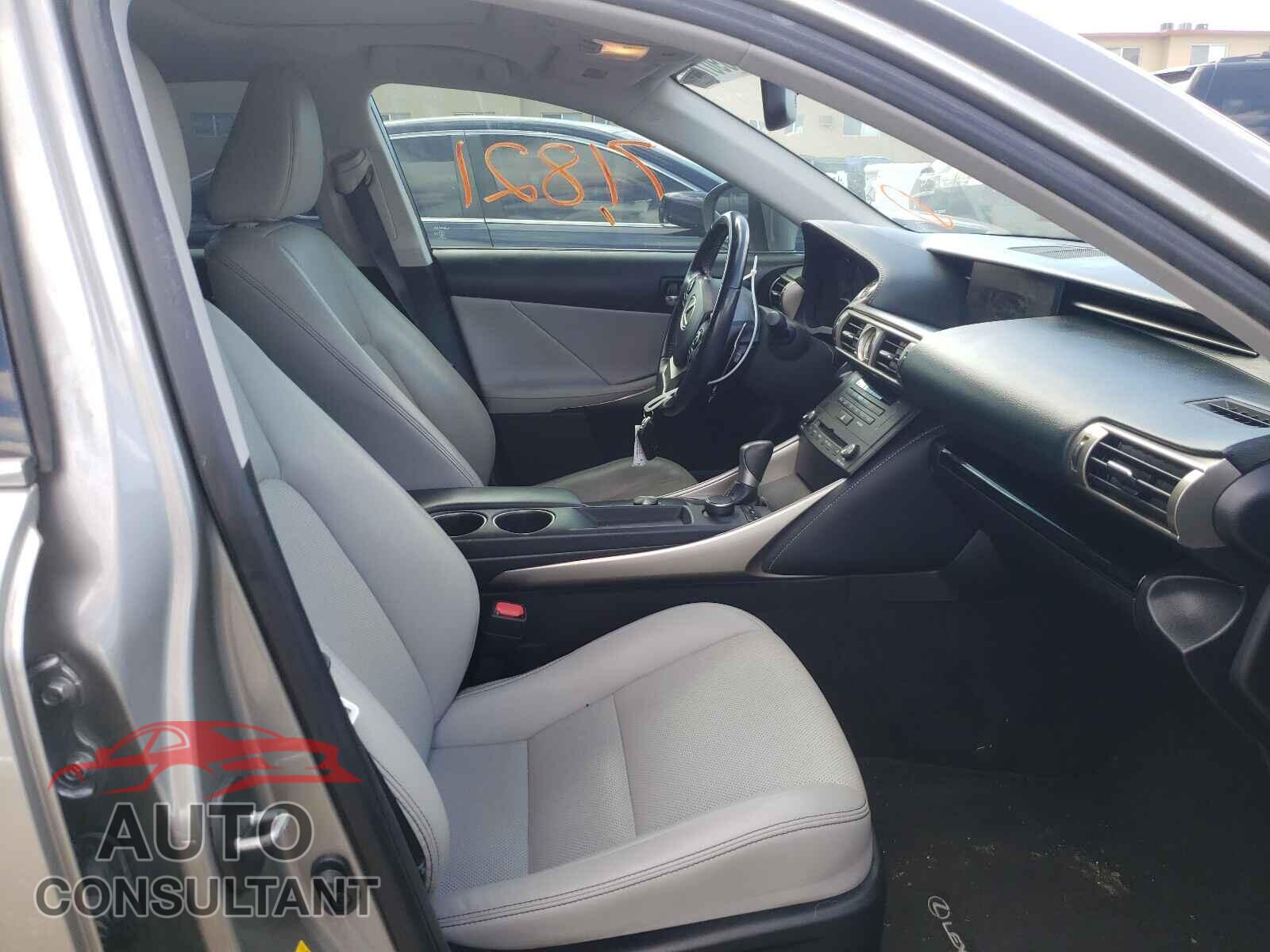 LEXUS IS 2016 - JTHBA1D25G5007724