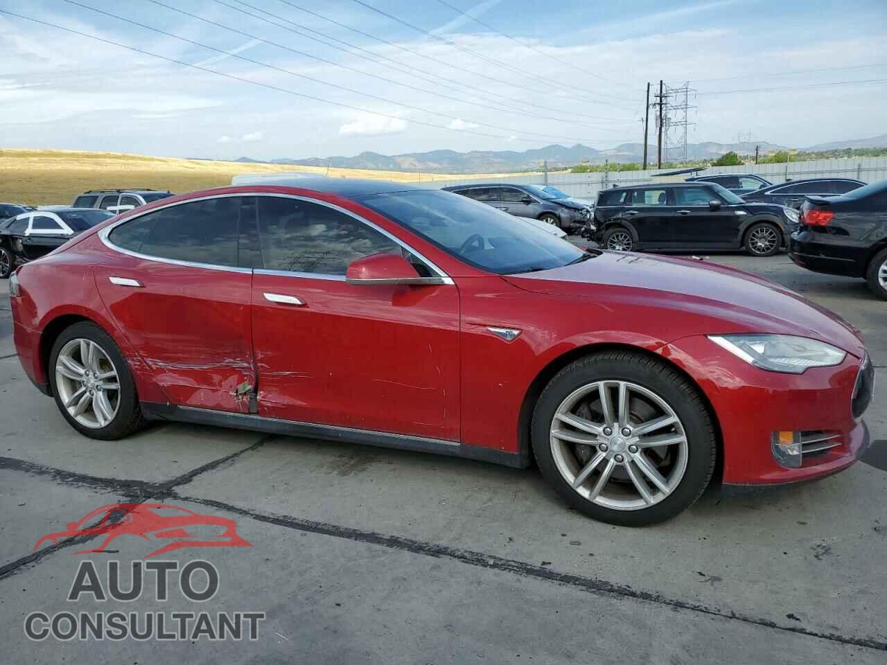 TESLA MODEL S 2014 - 5YJSA1H10EFP56218