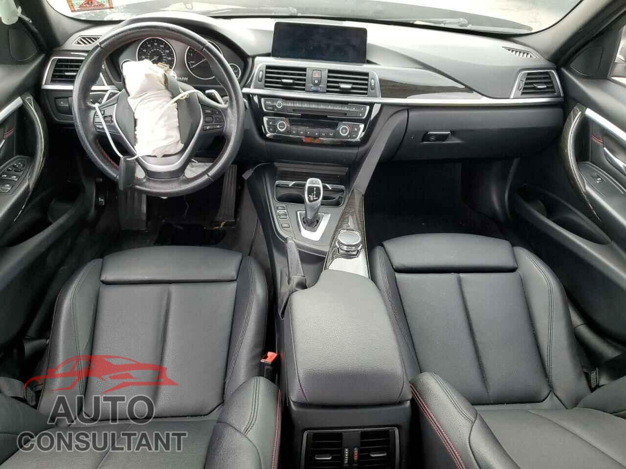 BMW 3 SERIES 2016 - WBA8E3G52GNU00546