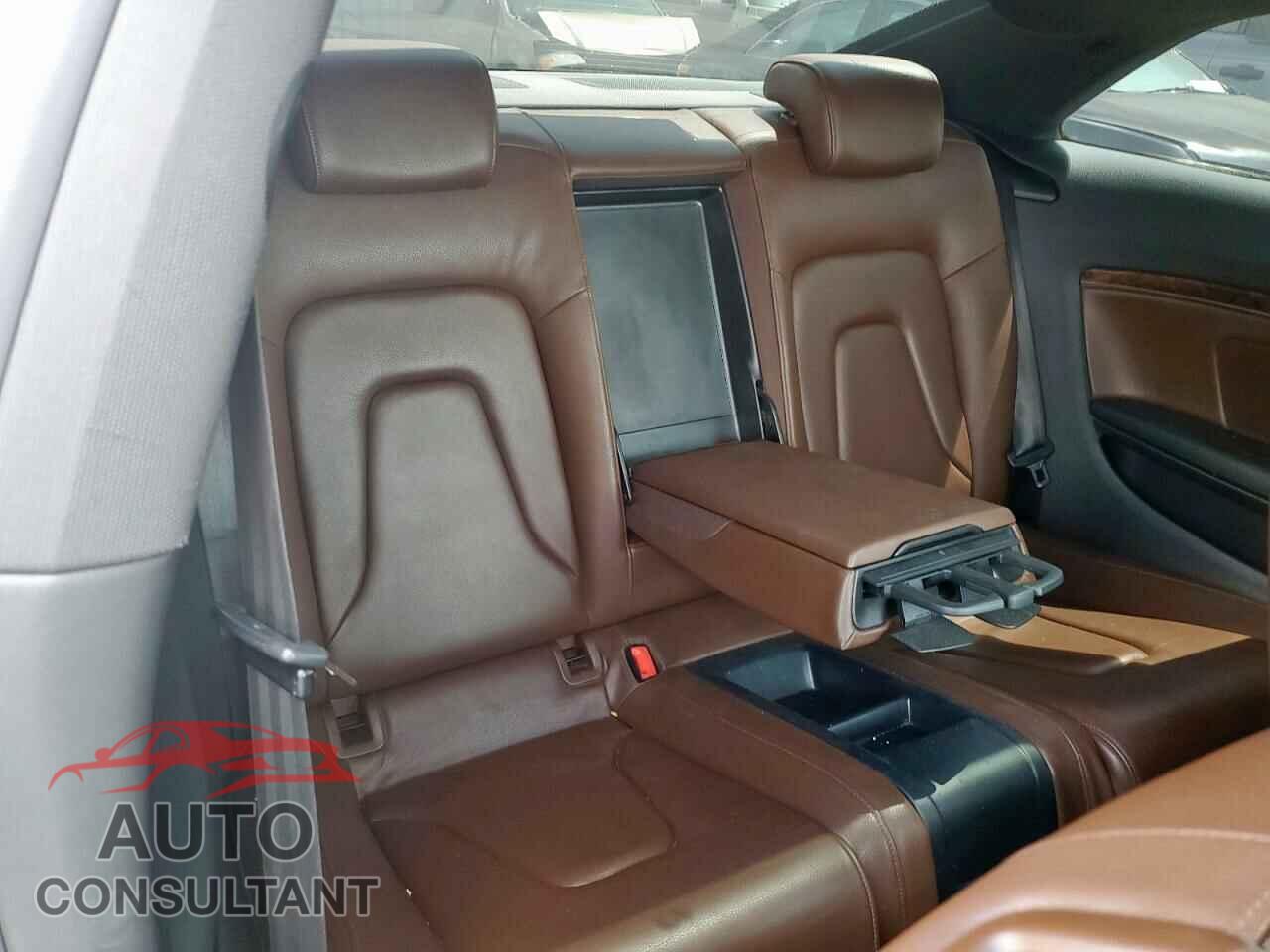 AUDI A5 2014 - WAULFAFR8EA007848