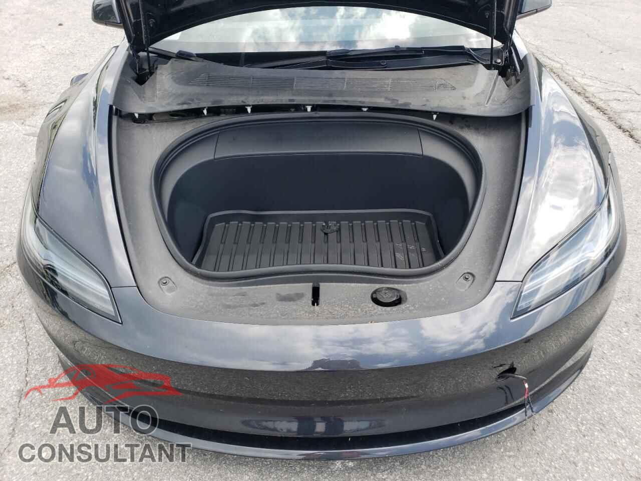 TESLA MODEL 3 2024 - 5YJ3E1EA1RF736482