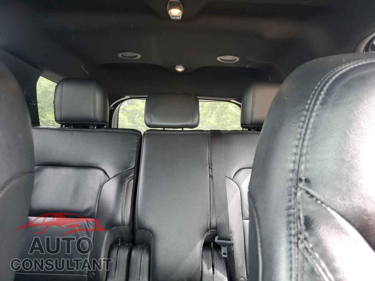 FORD EXPLORER 2018 - 1FM5K8D80JGA53493