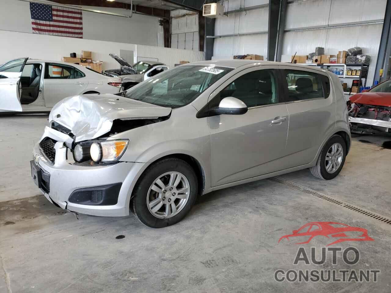 CHEVROLET SONIC 2015 - 1G1JC6SG0F4207331