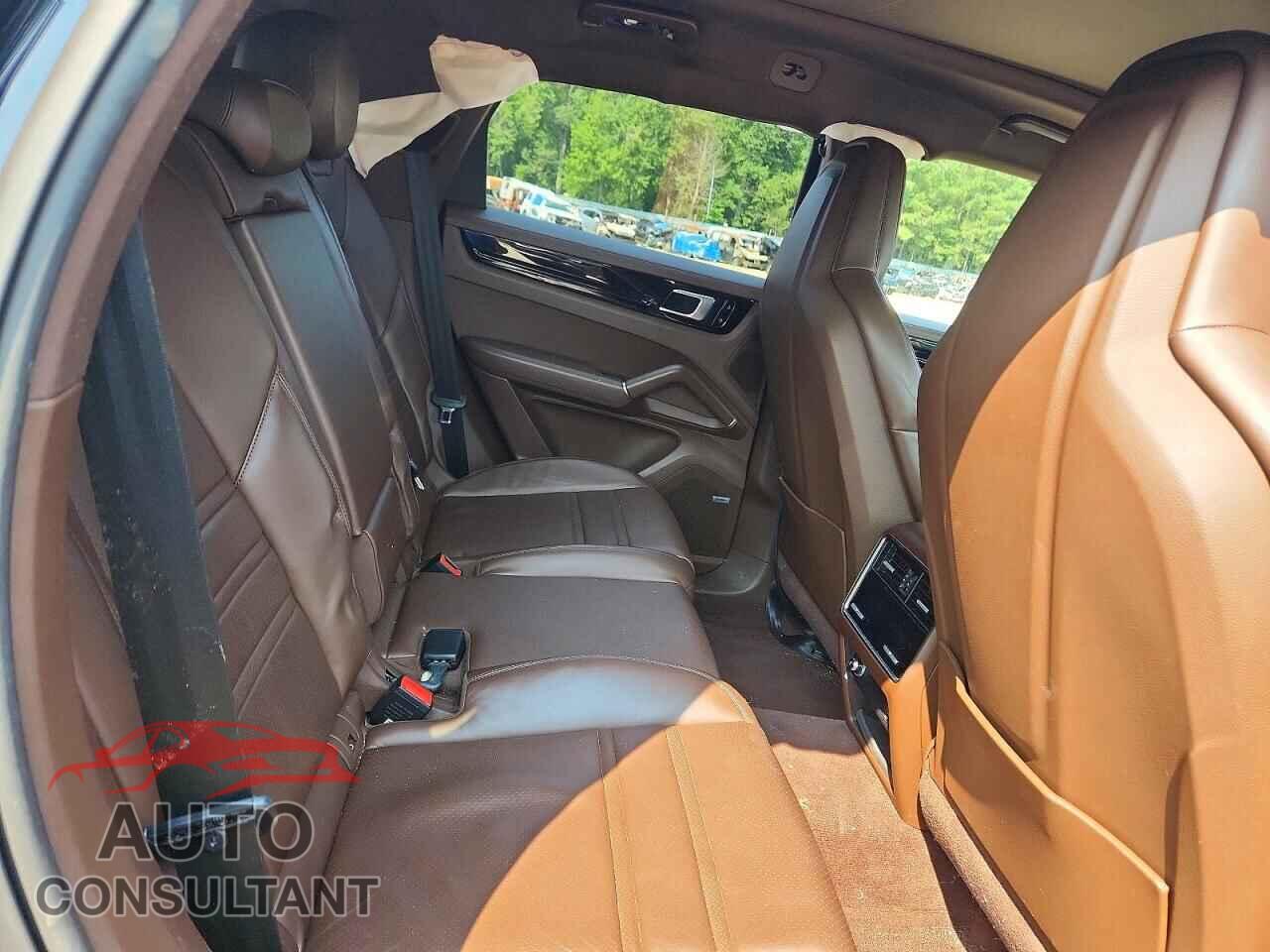 PORSCHE CAYENNE 2019 - WP1AB2AYXKDA64801