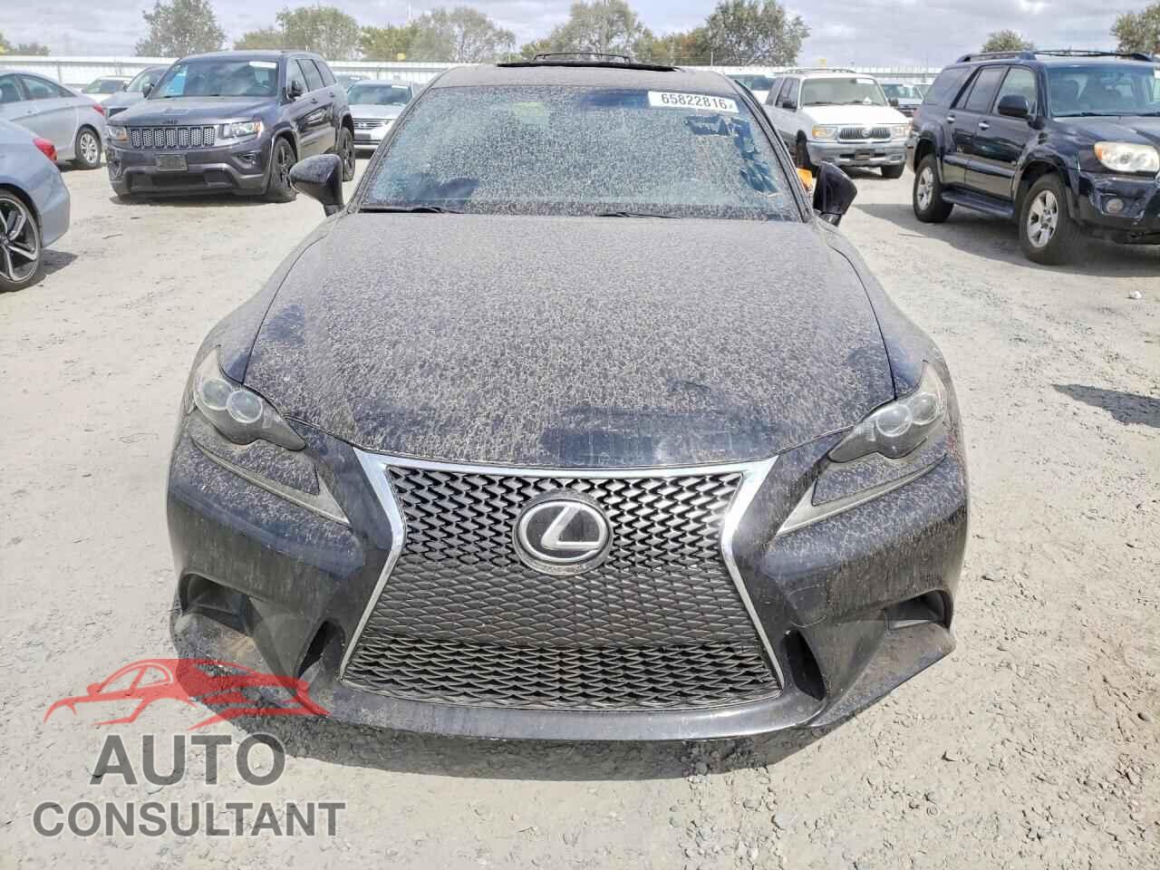 LEXUS IS 2014 - JTHBE1D2XE5011740