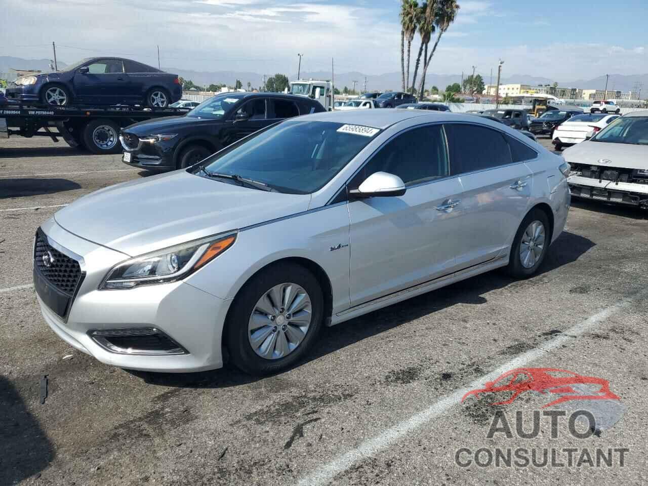 HYUNDAI SONATA 2016 - KMHE24L16GA035718