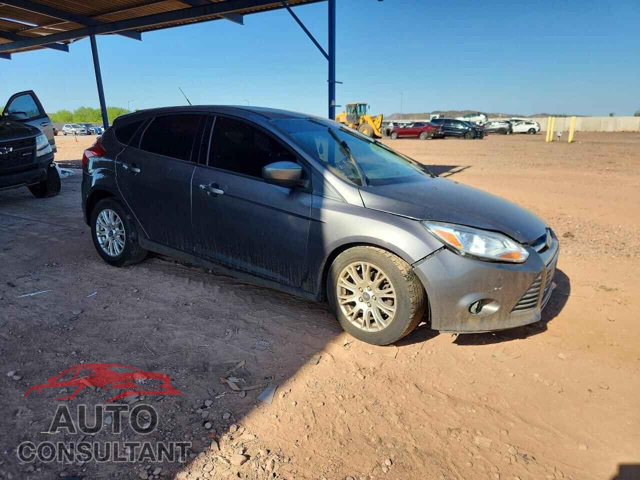 FORD FOCUS SE 2012 - 1FAHP3K28CL148159