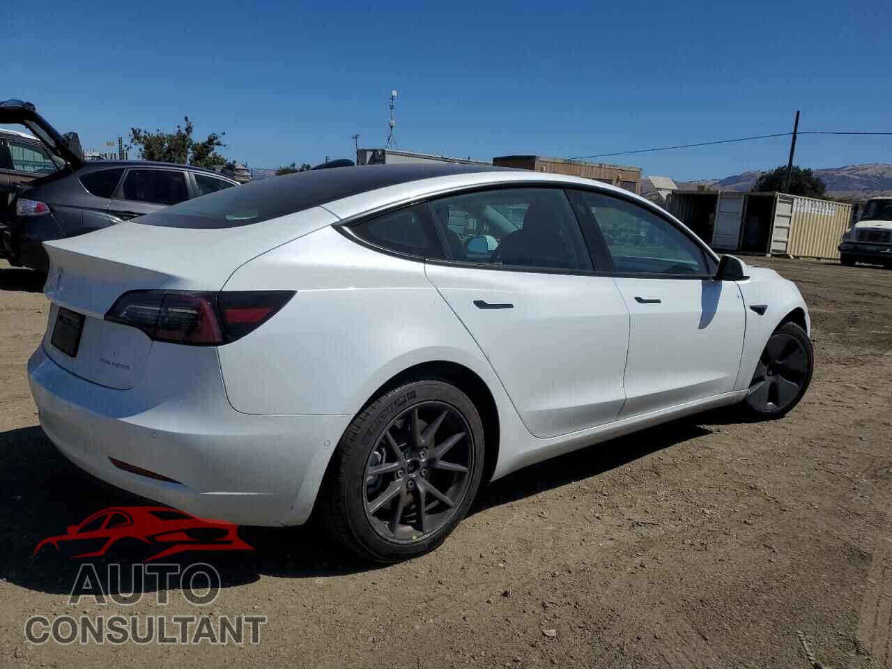 TESLA MODEL 3 2022 - 5YJ3E1EB6NF354645