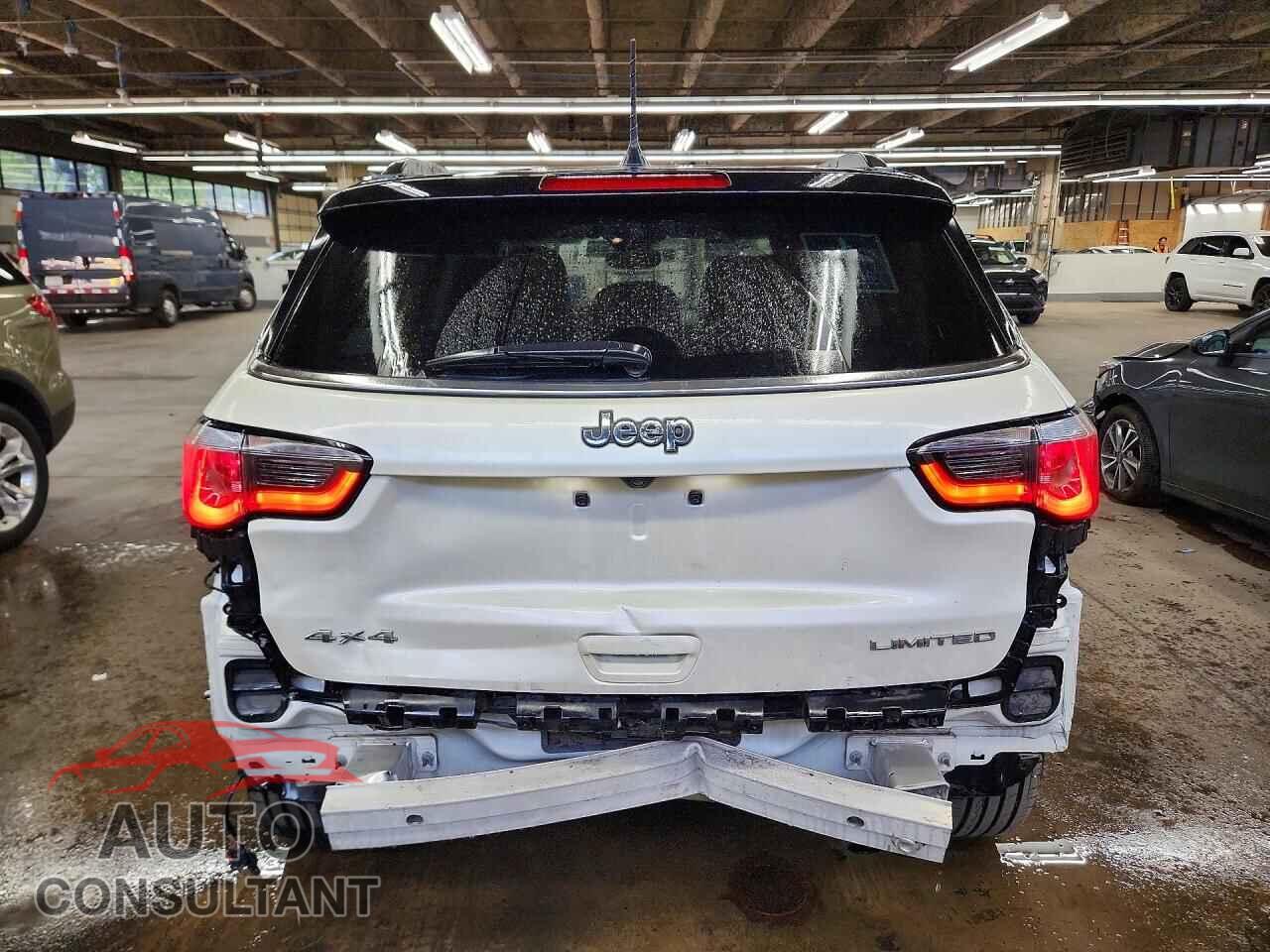 JEEP COMPASS 2021 - 3C4NJDCB4MT596097