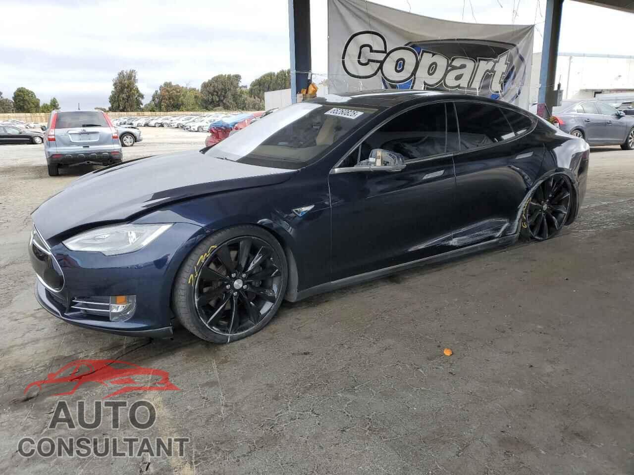 TESLA MODEL S 2013 - 5YJSA1CP6DFP12590