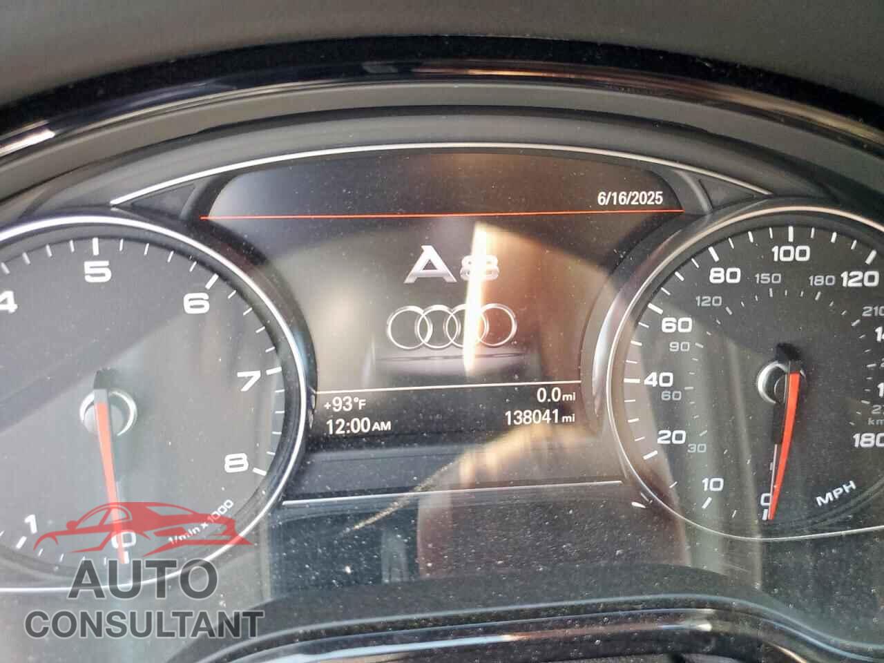 AUDI A8 2013 - WAURGAFD0DN033167
