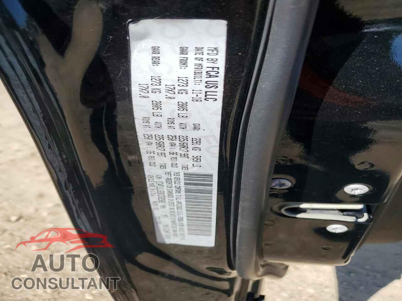 JEEP CHEROKEE 2019 - 1C4PJLLB2KD332902