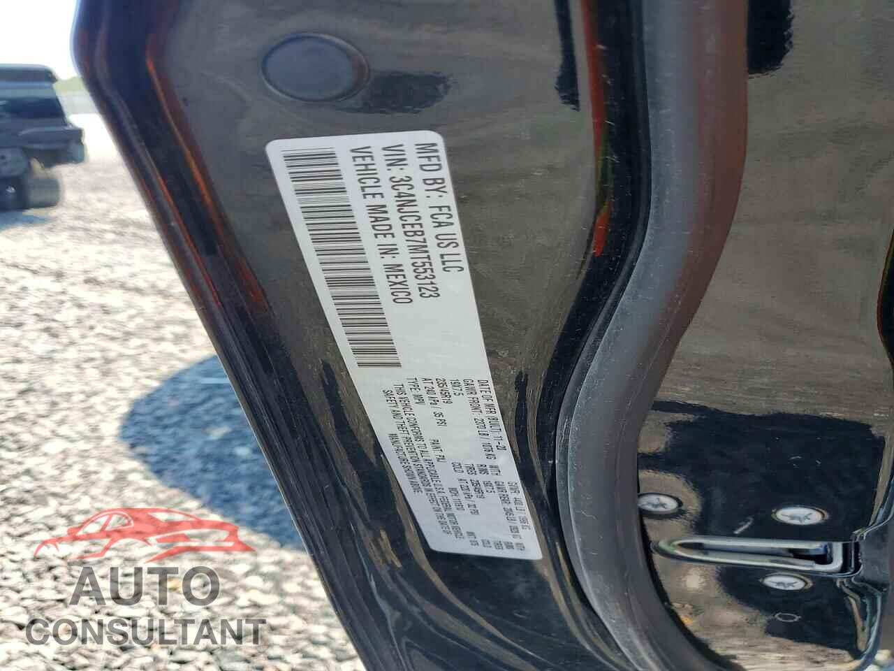 JEEP COMPASS 2021 - 3C4NJCEB7MT553123