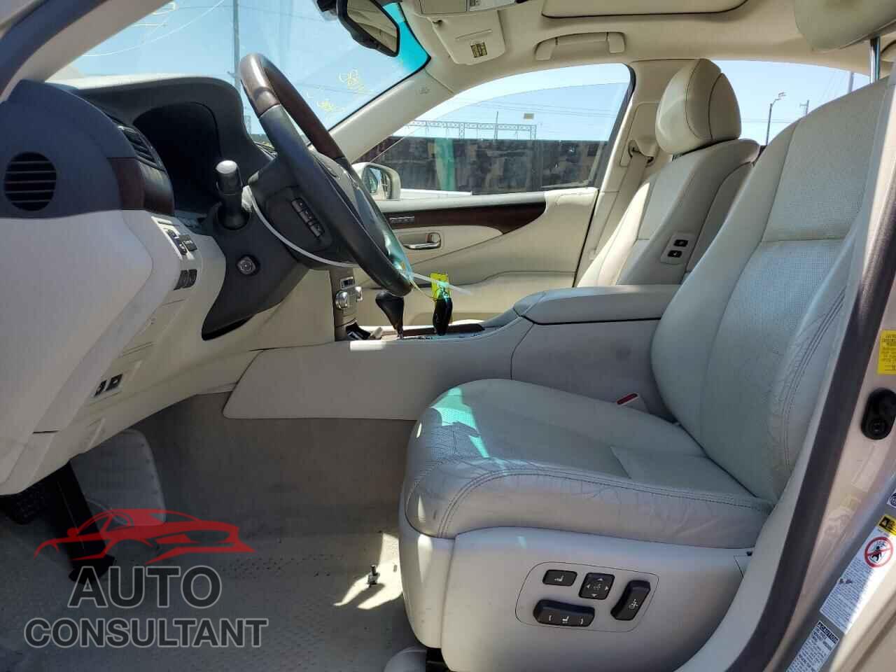 LEXUS LS460 2012 - JTHCL5EF1C5013215