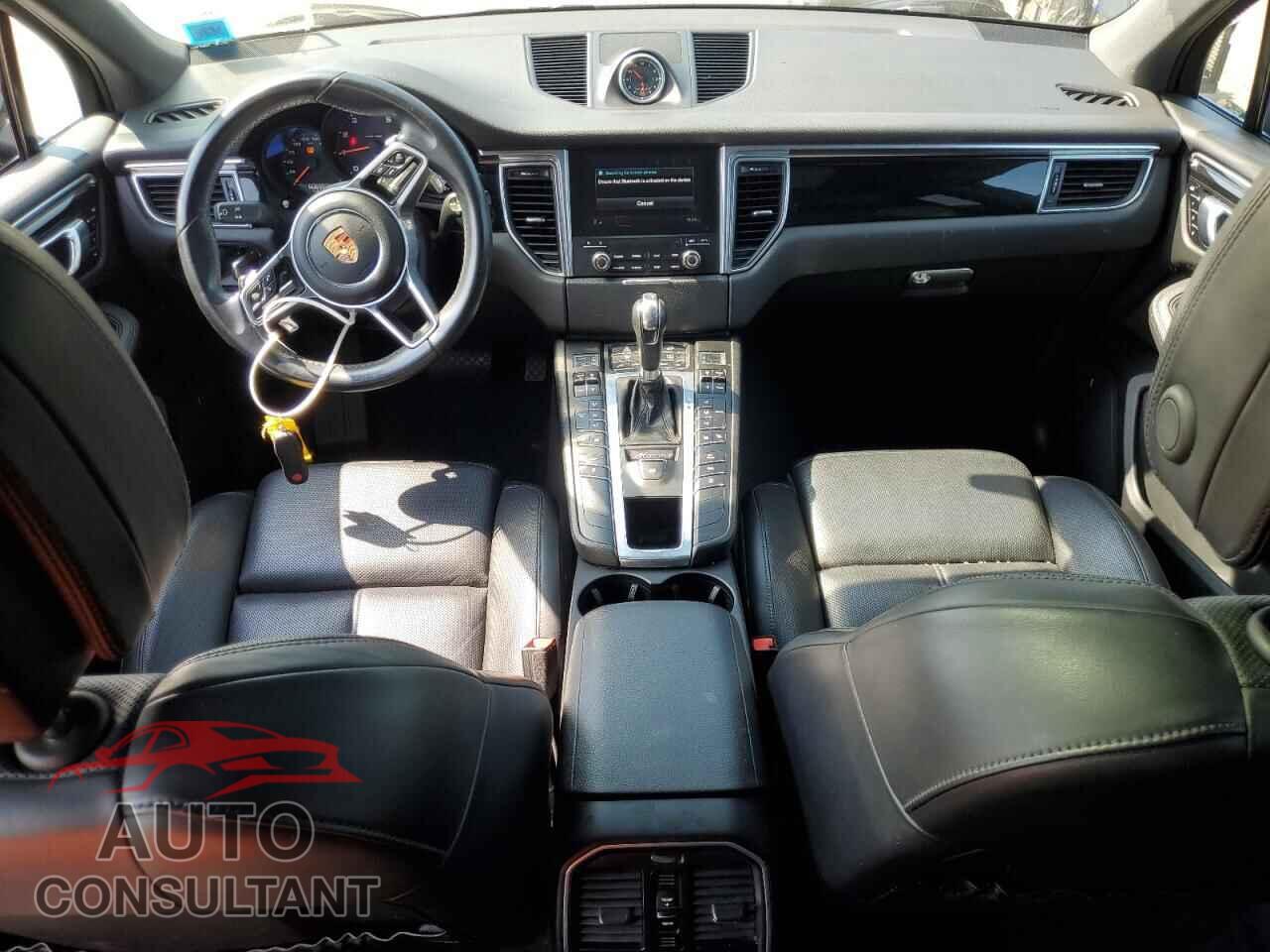 PORSCHE MACAN 2018 - WP1AA2A59JLB09305