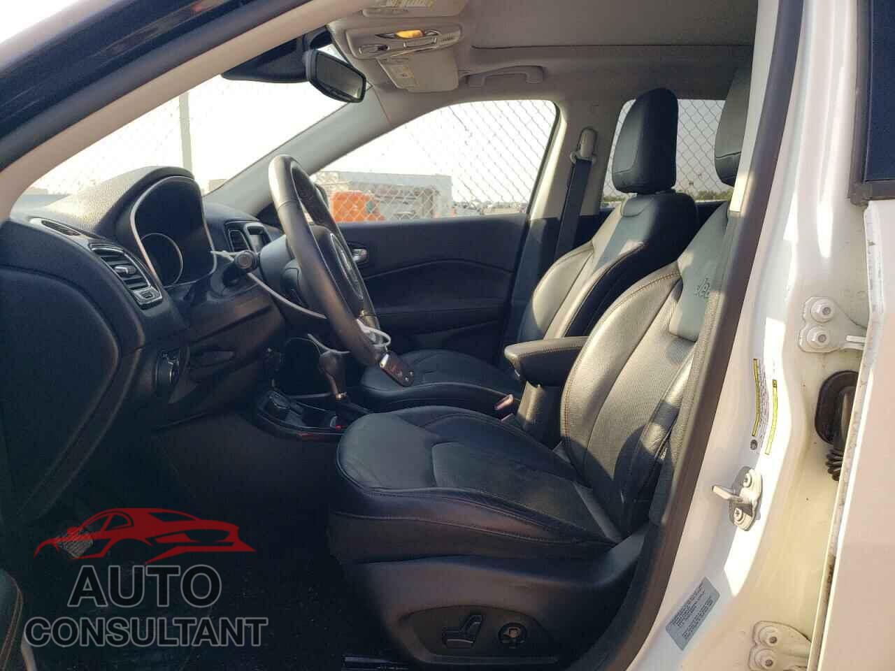 JEEP COMPASS 2017 - 3C4NJDCB9HT671902