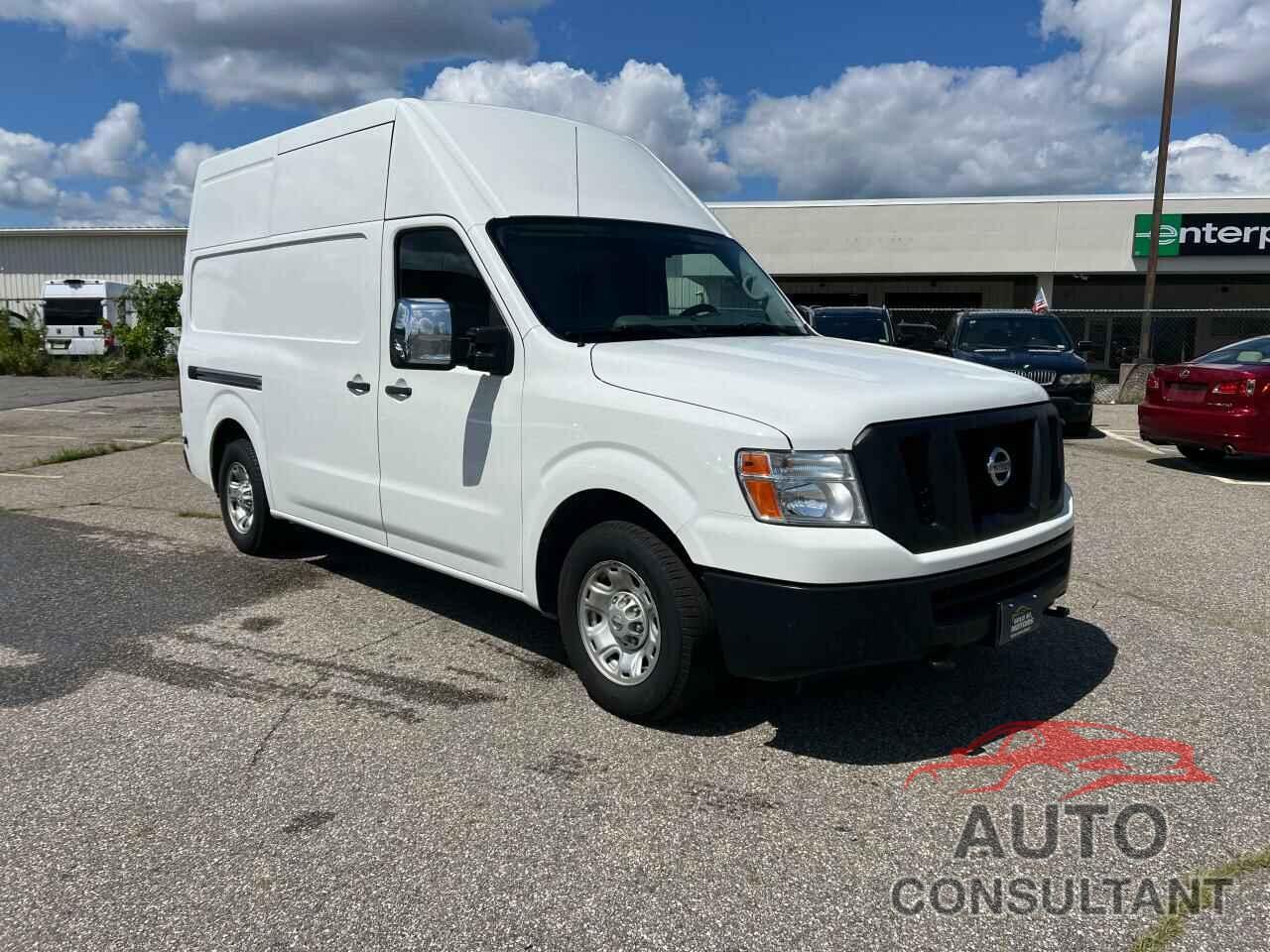 NISSAN NV 2019 - 1N6AF0LY8KN808586