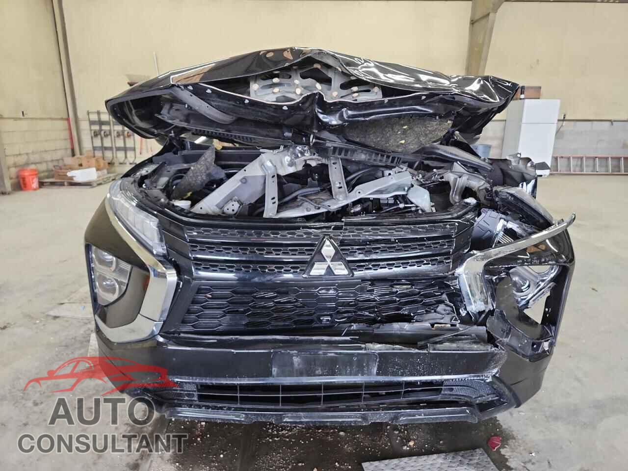 MITSUBISHI ECLIPSE 2023 - JA4ATWAA4PZ001643
