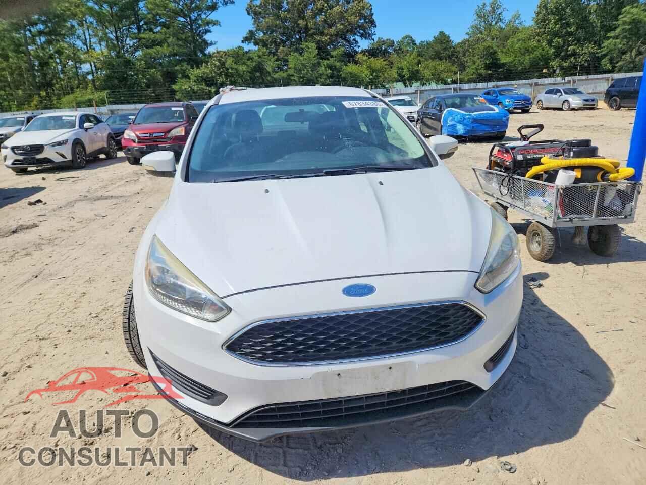 FORD FOCUS 2015 - 1FADP3F27FL317567