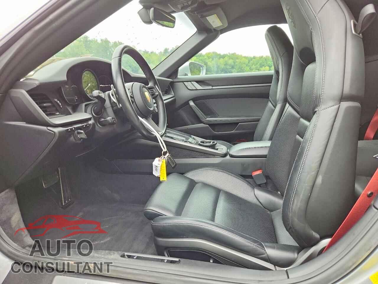 PORSCHE 911 2020 - WP0CB2A96LS263487