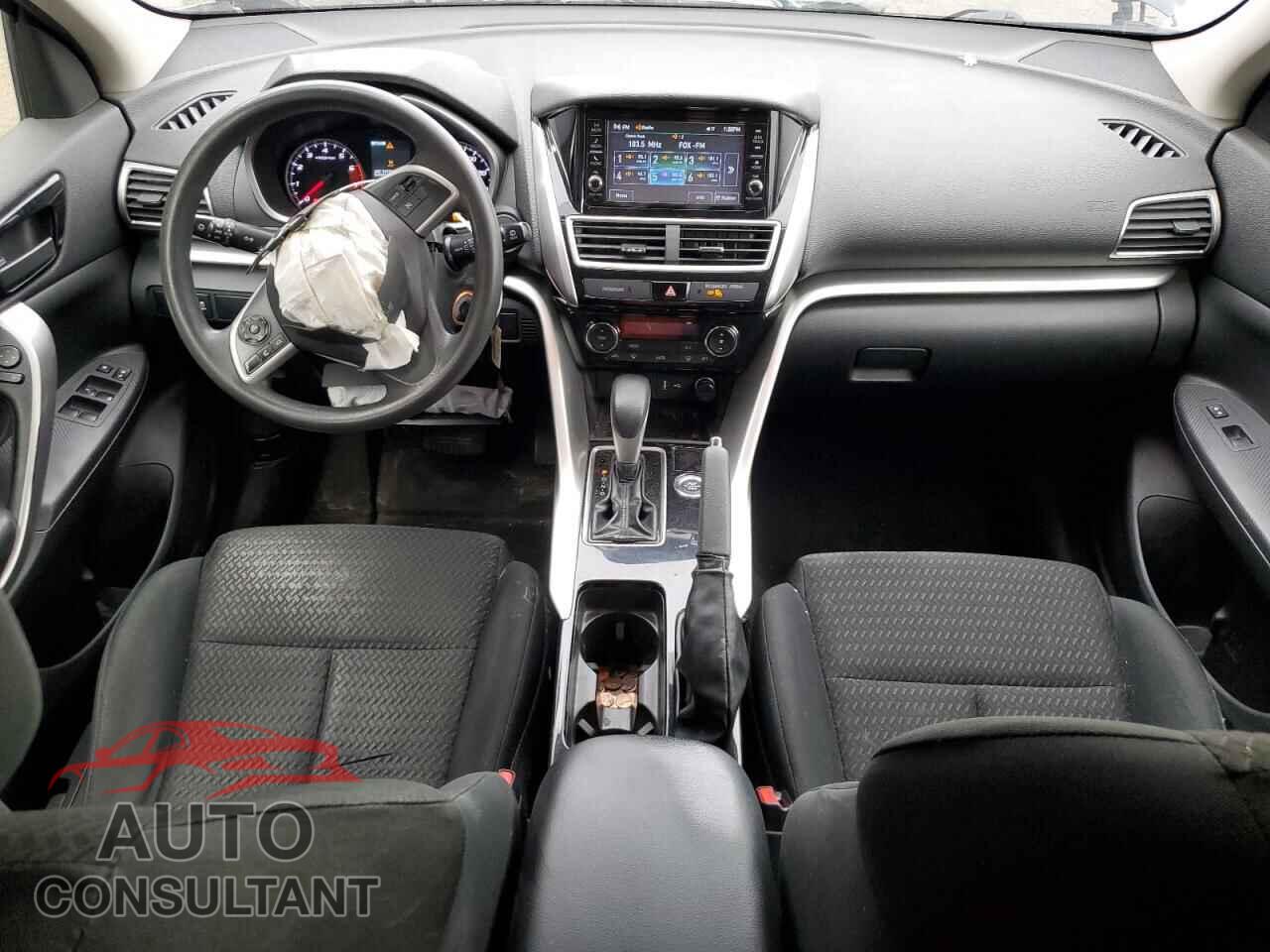 MITSUBISHI ECLIPSE 2018 - JA4AT3AA8JZ044114