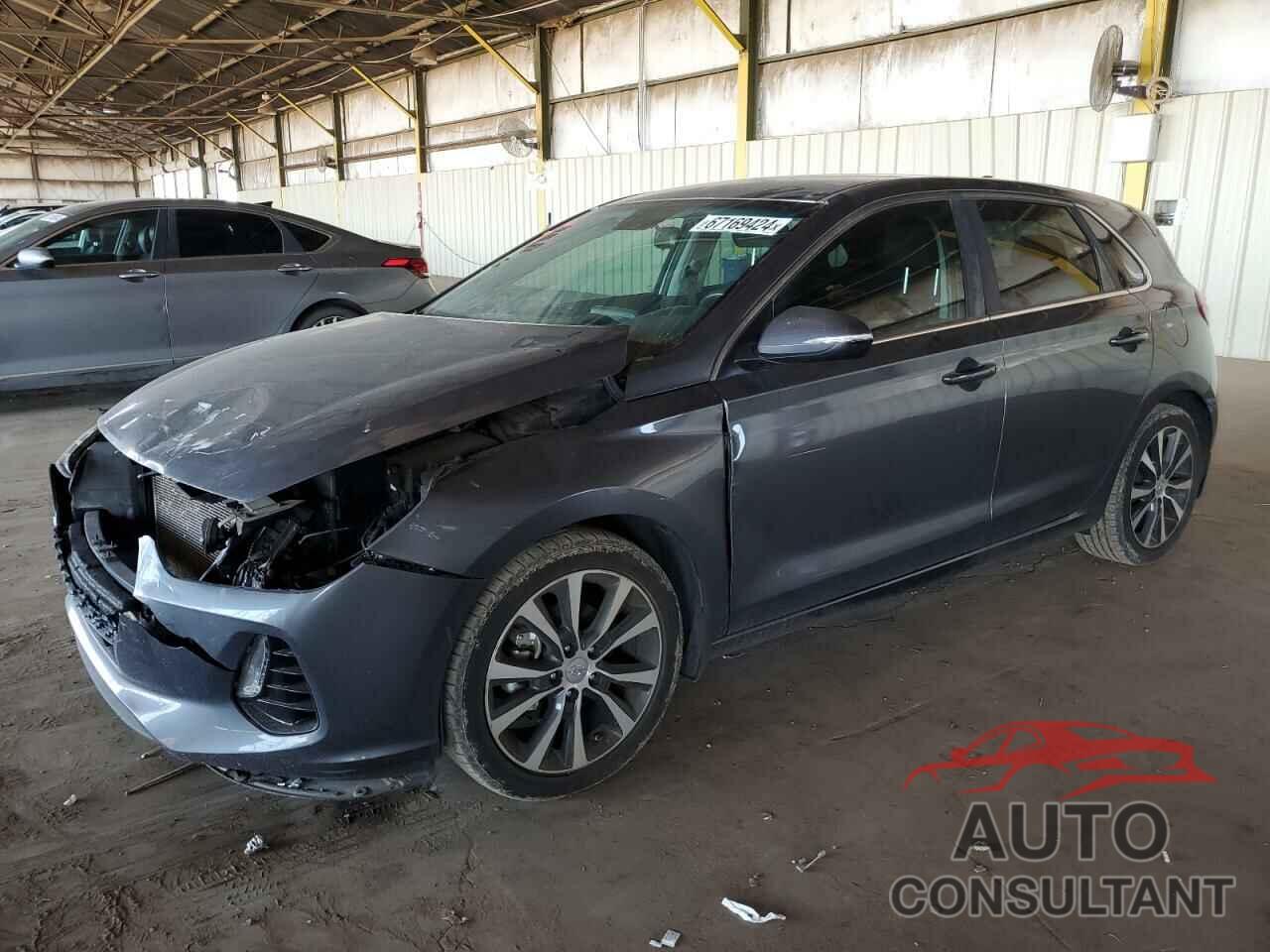 HYUNDAI ELANTRA 2018 - KMHH35LE8JU017066