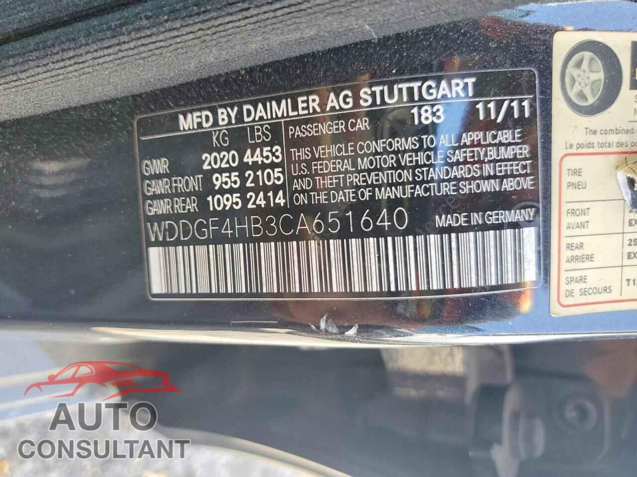 MERCEDES-BENZ C-CLASS 2012 - WDDGF4HB3CA651640