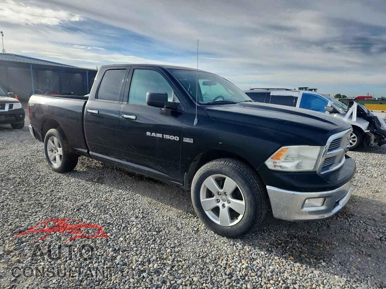 DODGE RAM 1500 2012 - 1C6RD7GT5CS241654