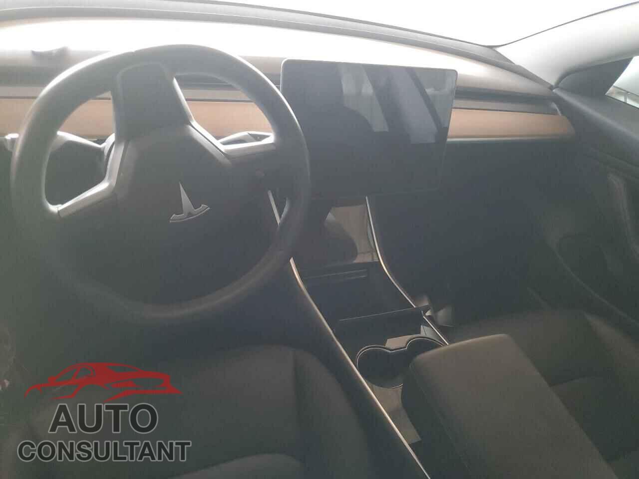 TESLA MODEL 3 2018 - 5YJ3E1EA1JF022050