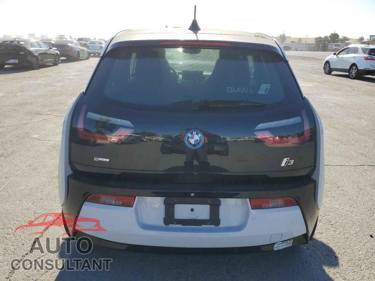 BMW I SERIES 2014 - WBY1Z2C55EVX51567