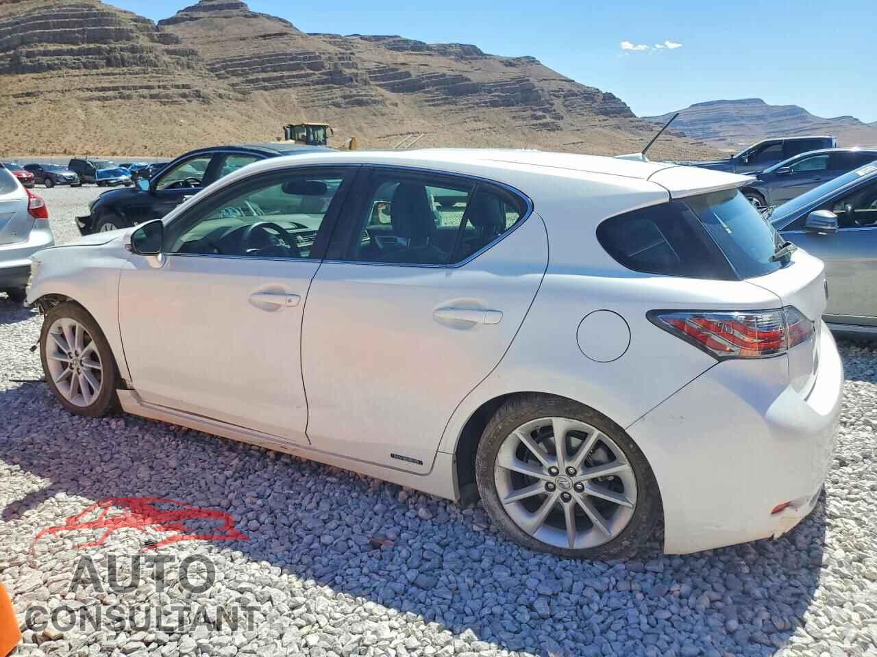LEXUS CT 200 2013 - JTHKD5BH2D2156031