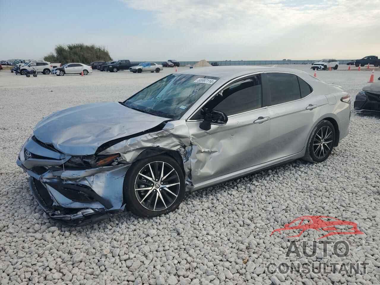 TOYOTA CAMRY 2024 - 4T1G11AK3RU850806