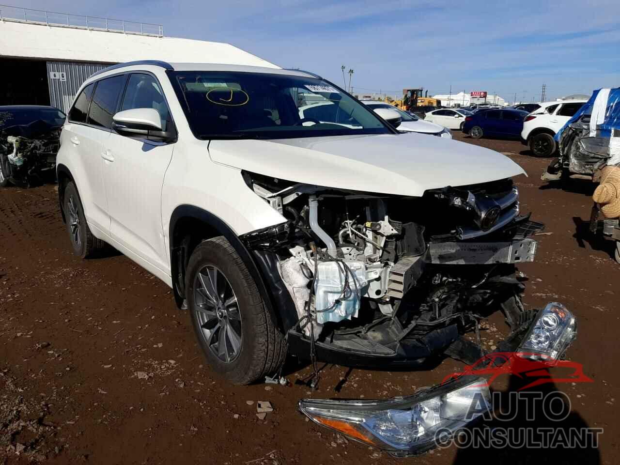 TOYOTA HIGHLANDER 2017 - 5TDJZRFH0HS513057