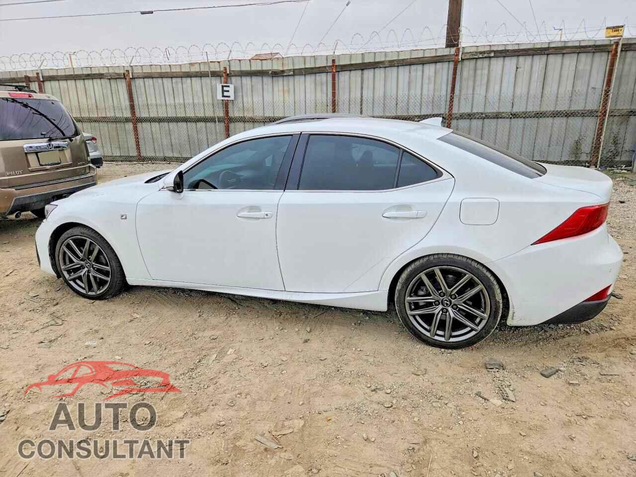 LEXUS IS 2019 - JTHBA1D22K5100256