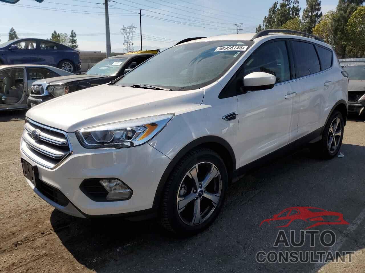 FORD ESCAPE 2017 - 1FMCU0GD0HUF08494