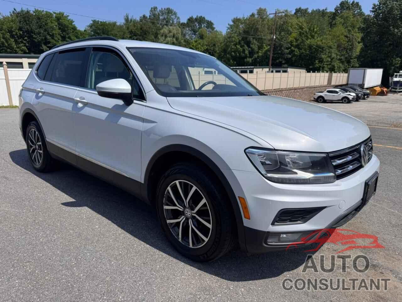 VOLKSWAGEN TIGUAN 2018 - 3VV2B7AX2JM003568