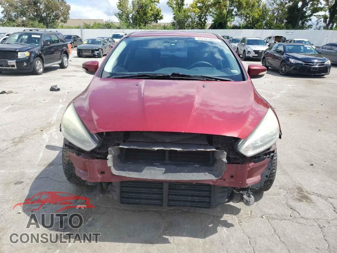 FORD FOCUS 2015 - 1FADP3K23FL202440