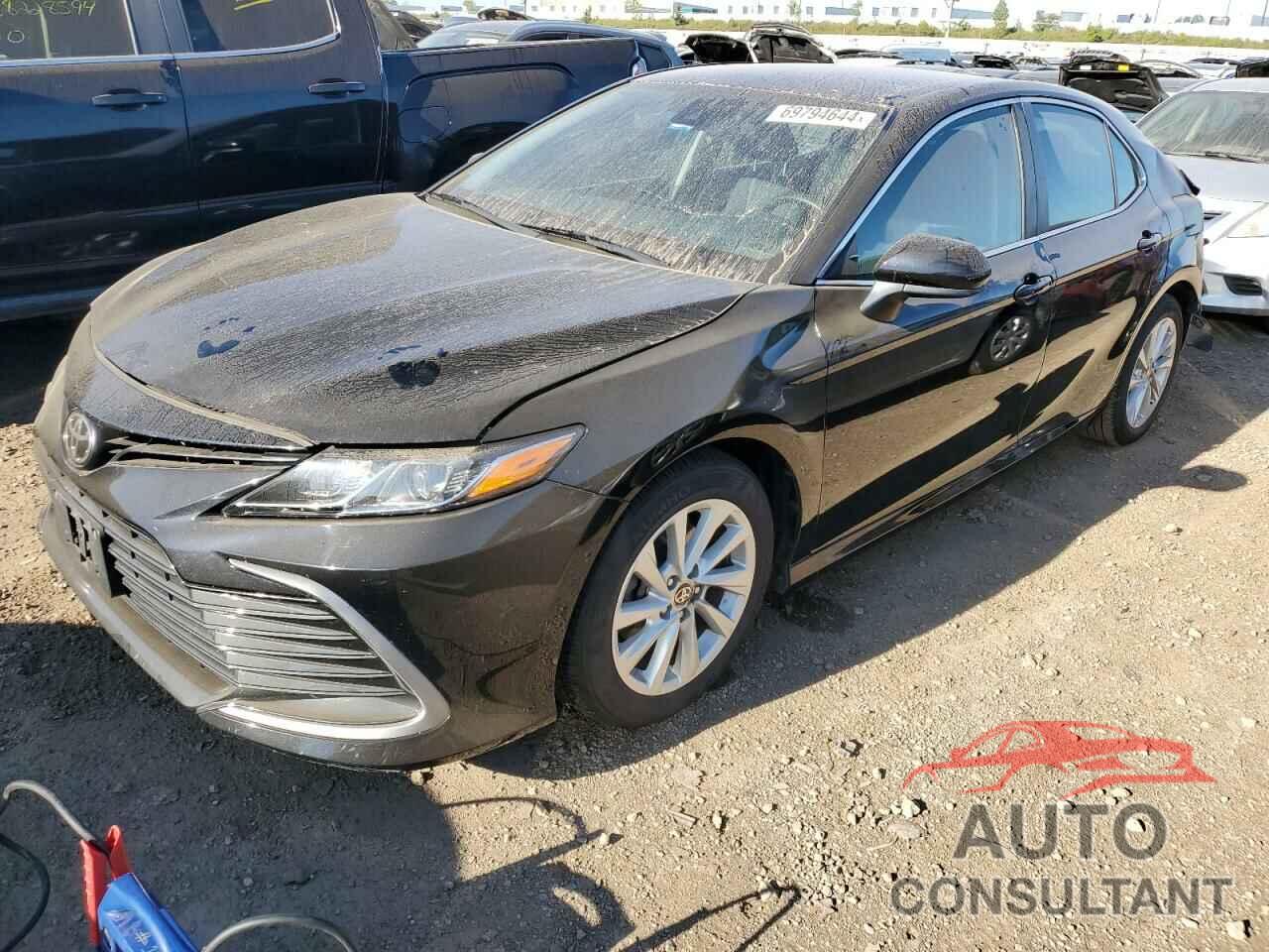 TOYOTA CAMRY 2021 - 4T1C11AK0MU463797