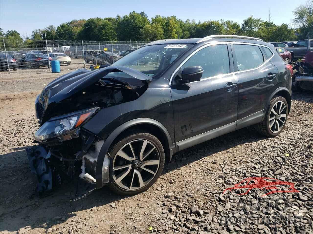 NISSAN ROGUE 2017 - JN1BJ1CR9HW105329