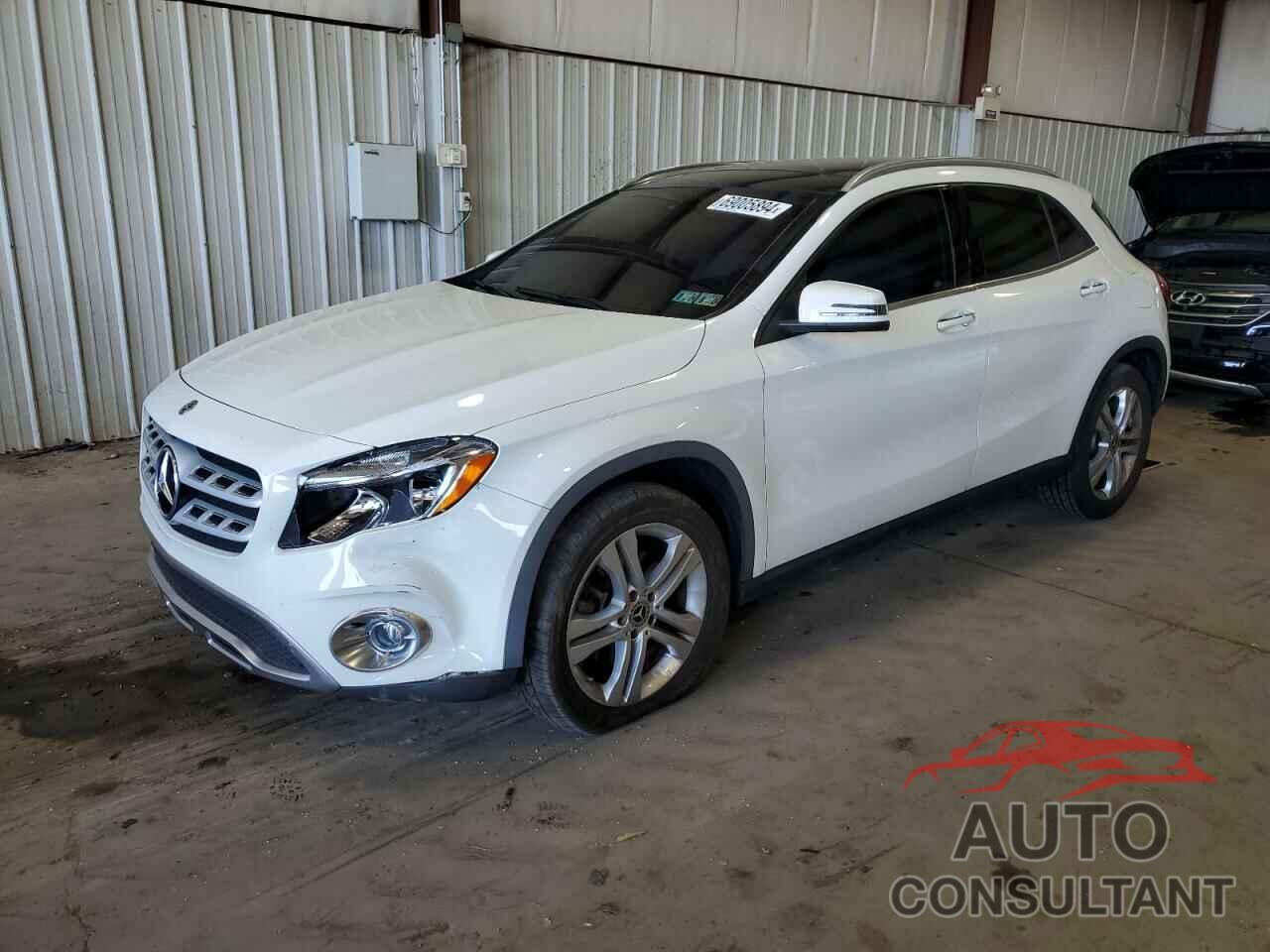 MERCEDES-BENZ GLA-CLASS 2018 - WDCTG4GB4JJ401287