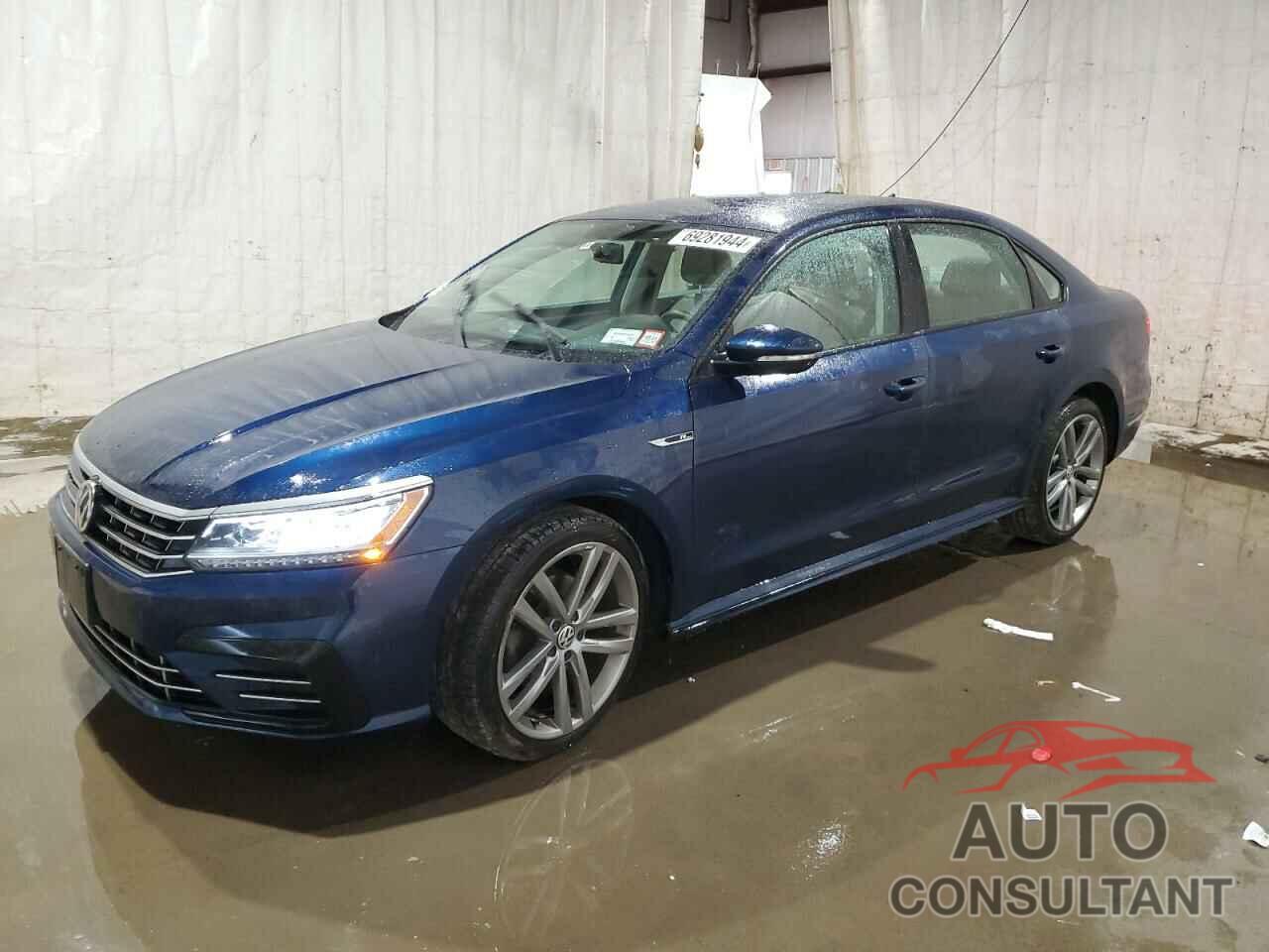 VOLKSWAGEN PASSAT 2018 - 1VWAA7A34JC027749