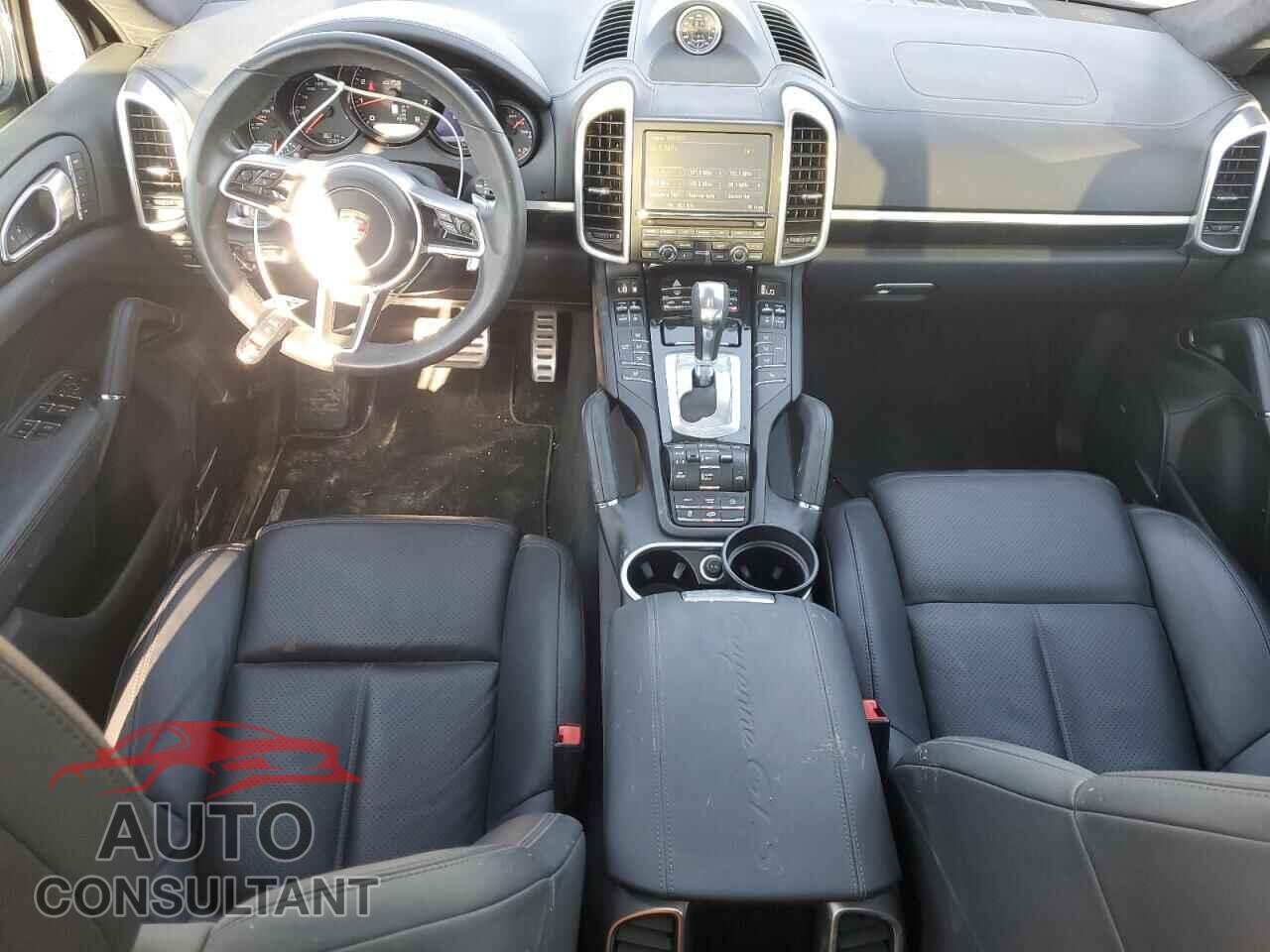 PORSCHE CAYENNE 2016 - WP1AD2A24GLA72637