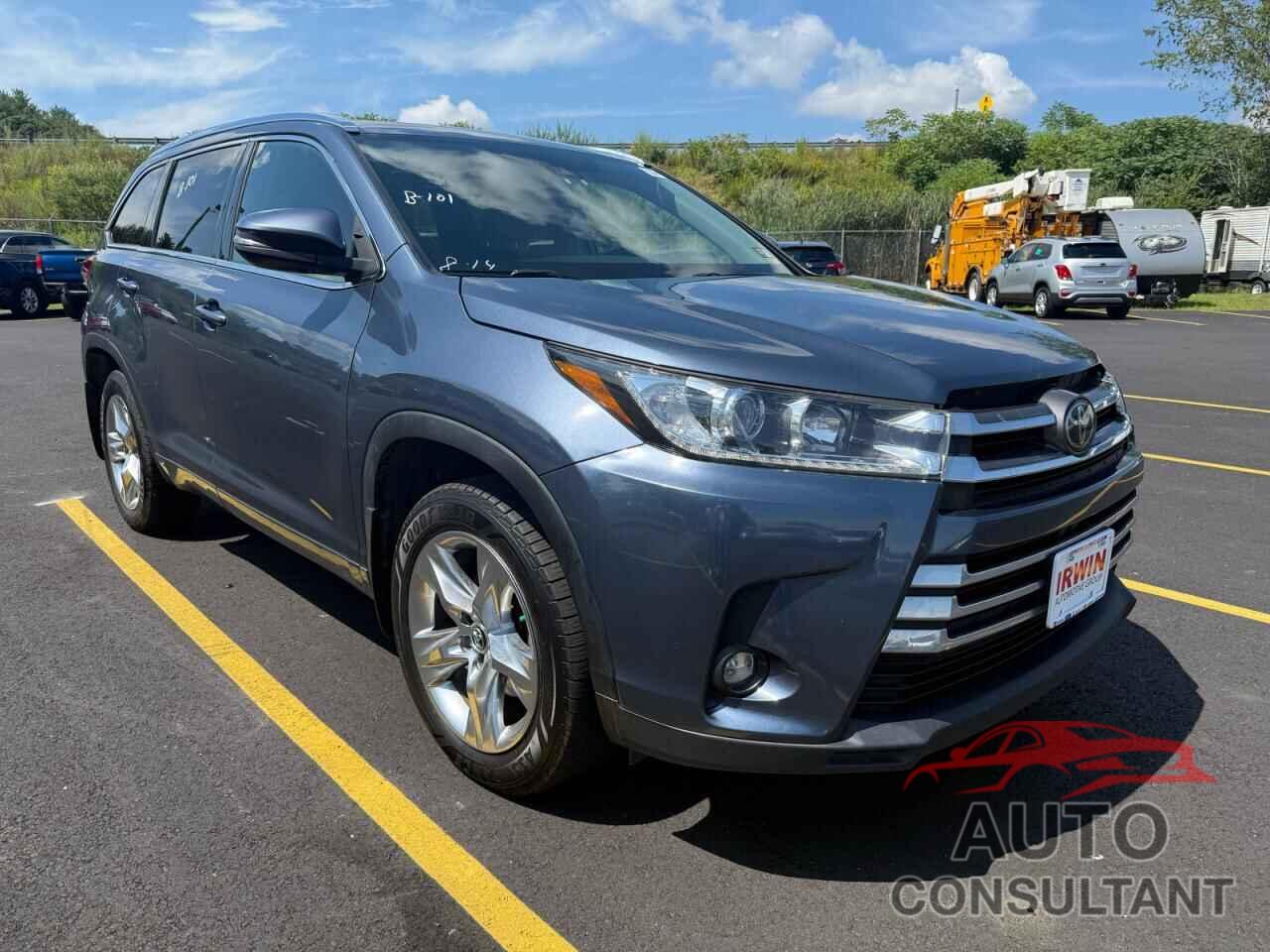 TOYOTA HIGHLANDER 2019 - 5TDDZRFH8KS949742