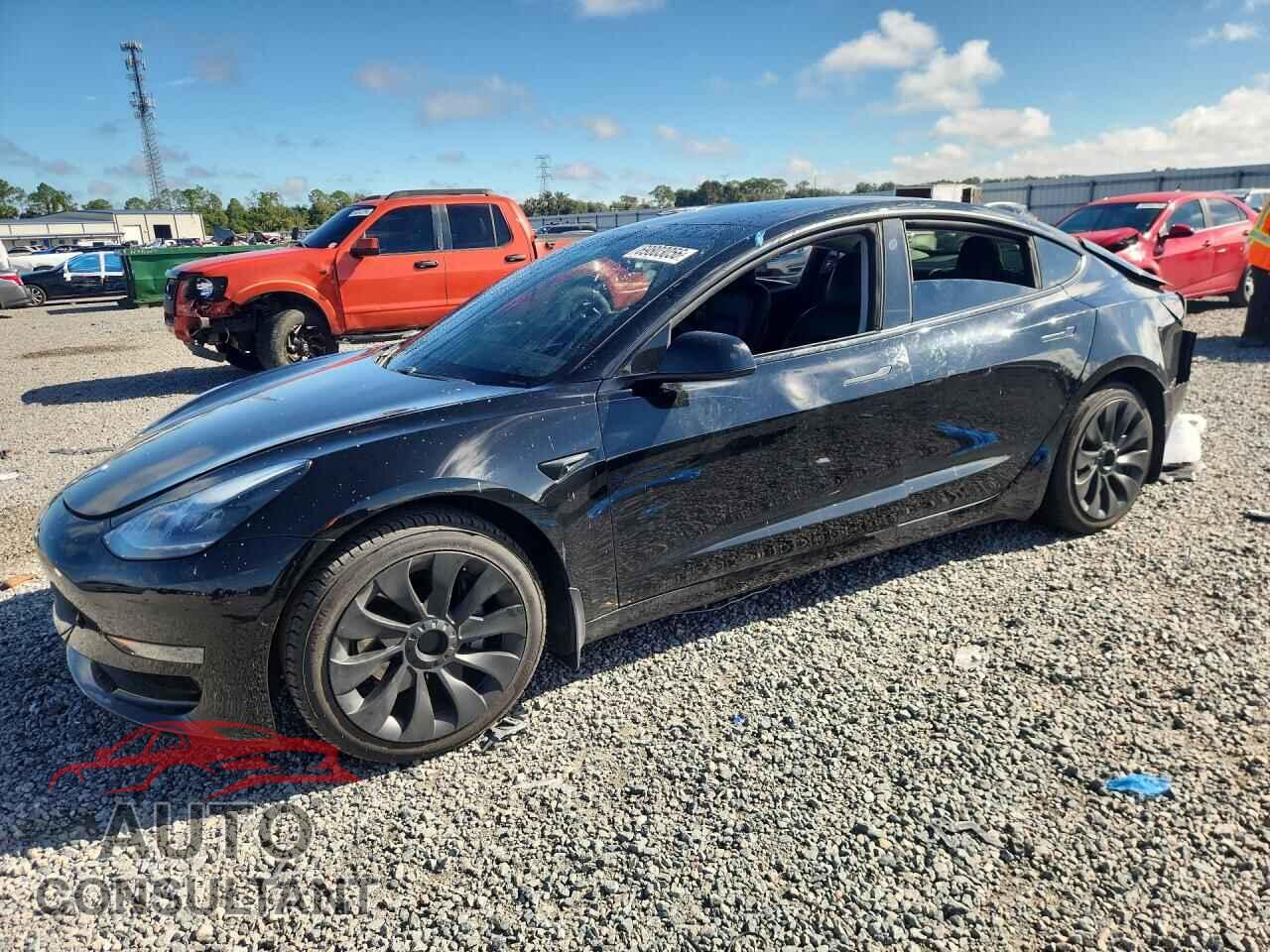 TESLA MODEL 3 2021 - 5YJ3E1EA2MF977282