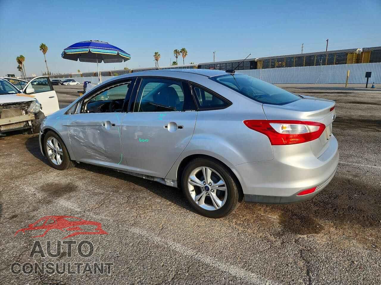 FORD FOCUS 2014 - 1FADP3F29EL271867