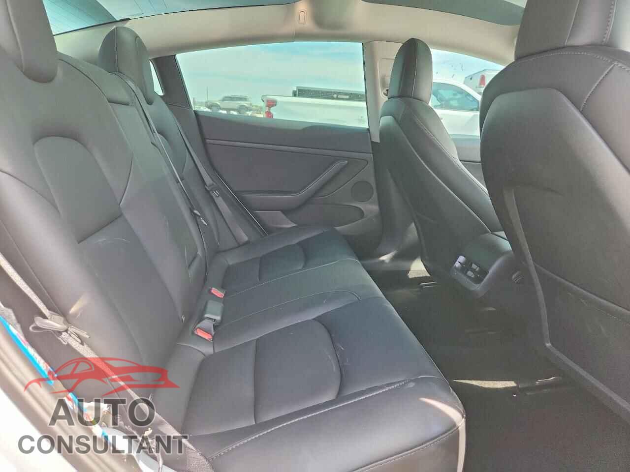 TESLA MODEL 3 2023 - 5YJ3E1EA7PF402597